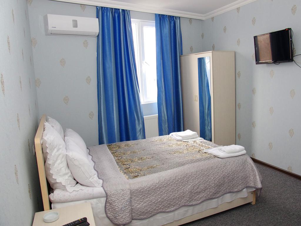 King Edward Hotel Tbilisi Quarto foto